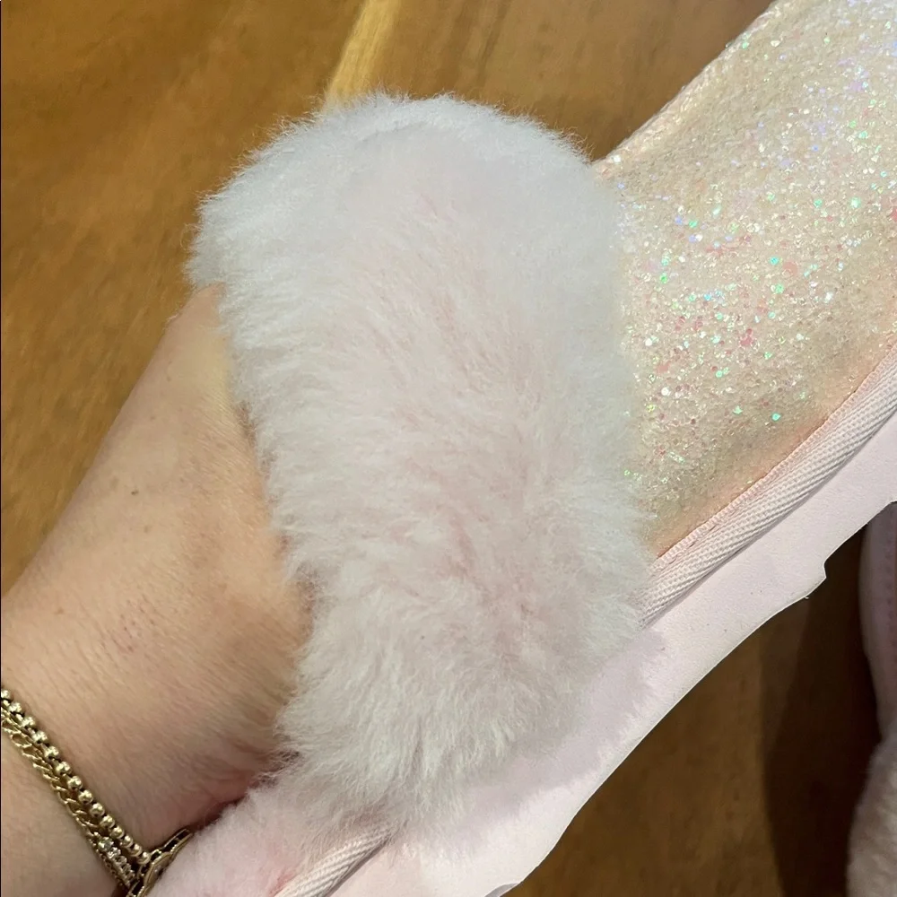 UGG Pink Fluffy Slippers with Glitter - Picture 5 of 7